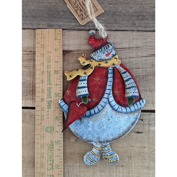 Vintage Hanna's Handiworks Metal / Tin Snowman Christmas Ornament with Heart - Picture 5 of 5